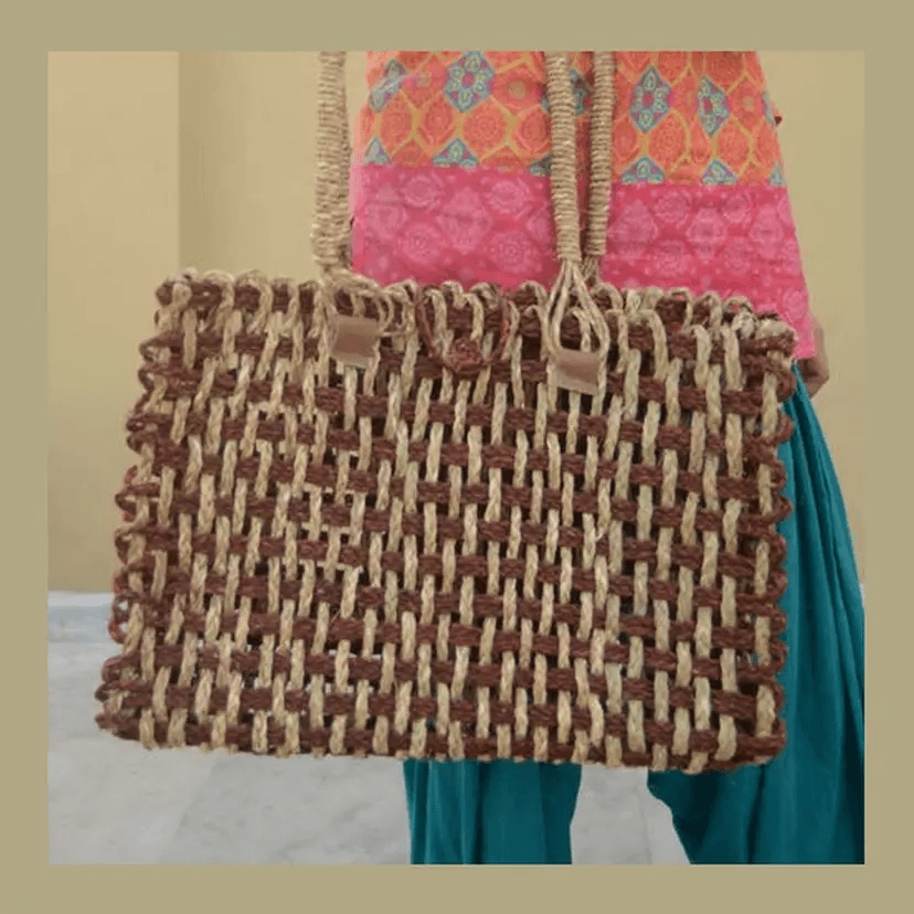 বাজারের ব্যাগ — বিনুনি বুনন