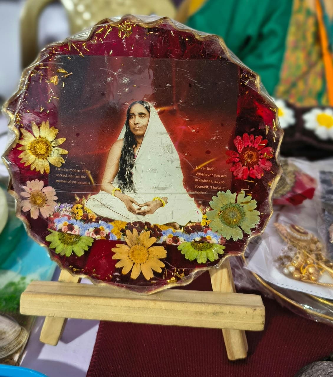 Maa saroda photo frame made with original flower and resin